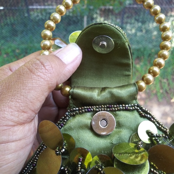 Green Vintage Hand Bag - Picture 4 of 5